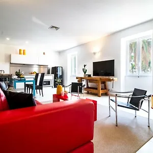 https://casa-giulia-sestri-levante.hotelitalianriviera.com